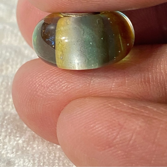 Trollbeads Green Rainbow Glass and Sterling Bead Retired 2012 - Picture 5 of 9